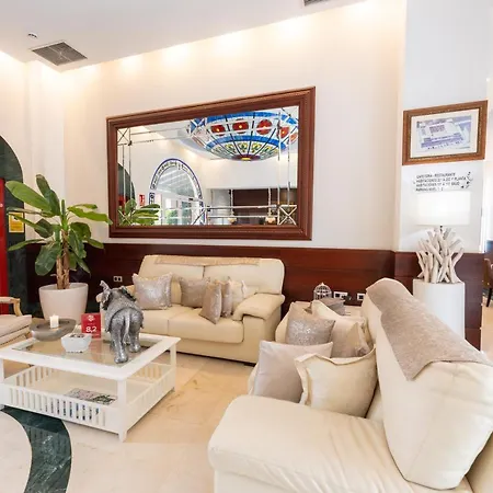 Otel Romerito 2*